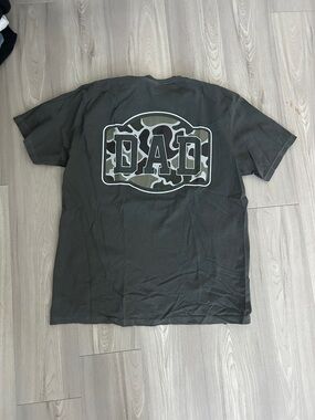 Dad Graphic Short-Sleeve Tee in Olive Green